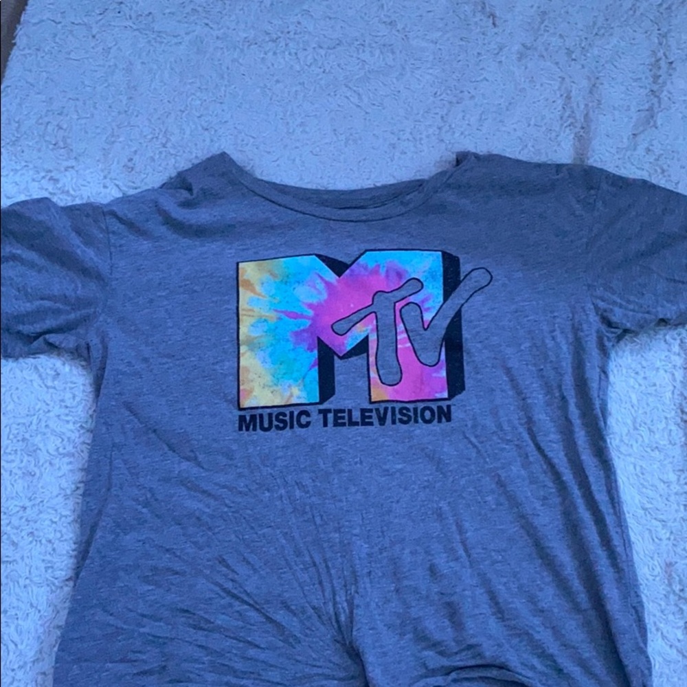 mtv rainbow t-shirt